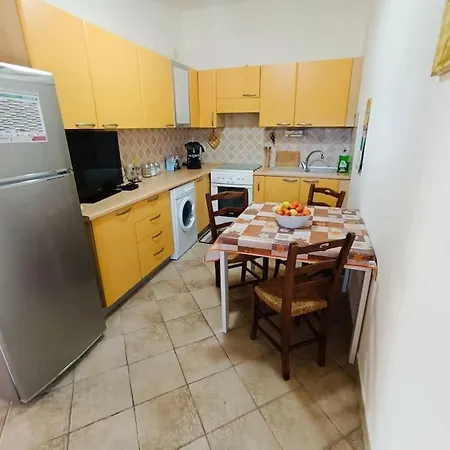 Long House Apartment