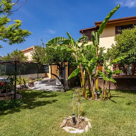 Long House Apartment
