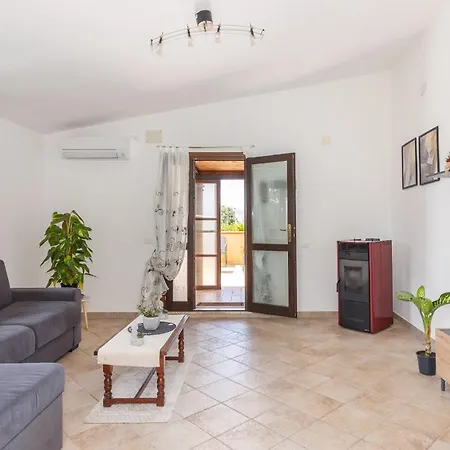 Long House Apartment